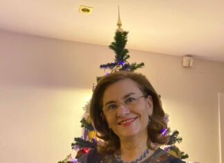 Literatura română, în ascensiune: Grapini și-a lansat cea de-a șaptea carte Maria Grapini