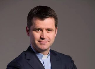 Francisc Doboș: „Aghiasma e împotriva dracilor. Vaccinul împotriva covidului”