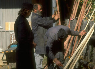 Verificări cu etilotestul la o mănăstire: ”Nu le poate pune nimeni dop la gură”