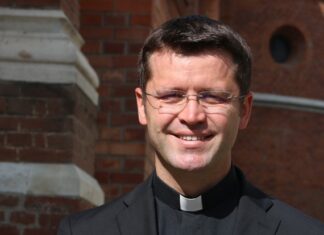 Francisc Doboș face lumină în „bătălia sexelor”