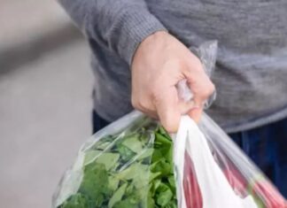 2 ianuarie 2021: Lidl introduce taxa pe pungă