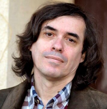 Cărtărescu îi recomandă o carte nouă Oliviei Steer: DOOM-ul