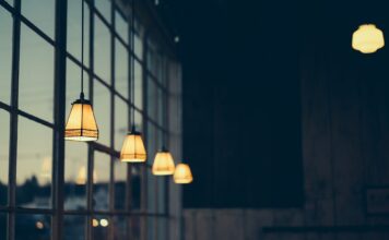 Schimbarea contractului la energia electrică, doar cu actul de identitate