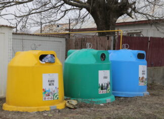 Muncitorii din salubritate din Târgu Mureş fac grevă din cauza salariilor mici