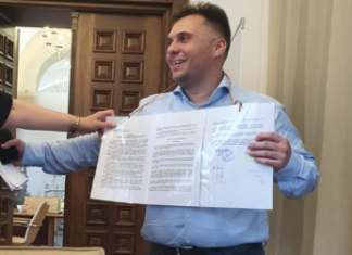 Turcu Răducu Gabriel trădează pe oricine și fără scrupule. Normal…