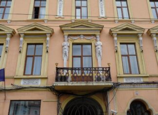 Cernăuți. Sediul Societăţii pentru Cultura şi Literatura română în Bucovina „Mihai Eminescu”, reabilitat de un holding românesc