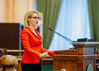 Gabriela Firea și manipularea „Coaliției austerității”