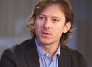 Cîțu se bucură că și-a dat voie să umble fără mască