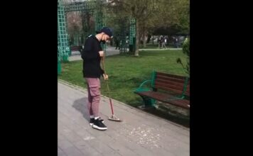Operațiunea „măturica și fărașul” în Sectorul 5: cei prinși că aruncă coji de semințe pe jos au o șansă pentru a scăpa de amendă!