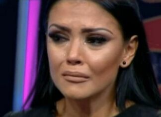 Fiul Andreei Mantea a adunat toți banii din casă și i-a donat