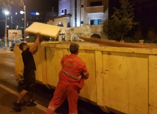 Demolarea chișcurilor amplasate ilegal în stațiile de metrou ale Sectorului 5 a continuat, în această noapte, la stația Eroilor