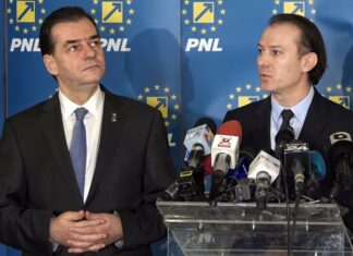 Au plesnit mușchii politici, de la atâta încordare