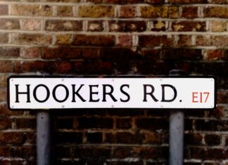 De ce ar trebui legalizată prostituția