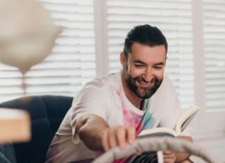 Smiley este secretos în privința fiicei sale, Josephine