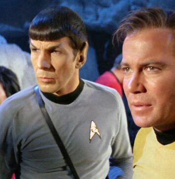 William Shatner, cunoscut pentru rolul căpitanului Kirk din Star Trek, va călători, în sfârșit, în spațiu