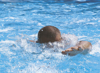 România, cea care „înoată” contra curentului