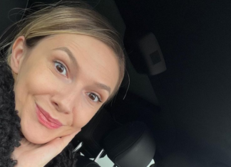 Adela Popescu, misiune imposibilă. Două ore „off-line”