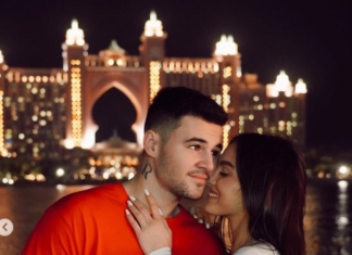 Alexia Eram, însărcinată sau doar „victima” unei mese copioase