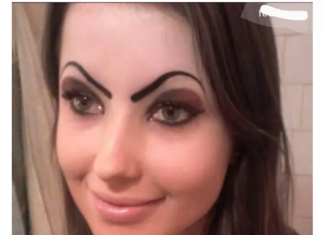 „Selfita”, tulburarea mintală care a cuprins toată lumea. De ce nu sunt oglinzile suficiente