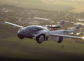 Mașina zburătoare a primit undă verde pentru decolare