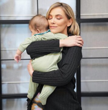 Andreea Ibacka: „Mi-am propus ca a doua oară să mă bucur mai mult de bebelușeală”