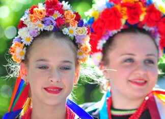 Ce simbolizează coronița cu flori ucraineană și ce prevestește aceasta Sursa foto: Wikipedia