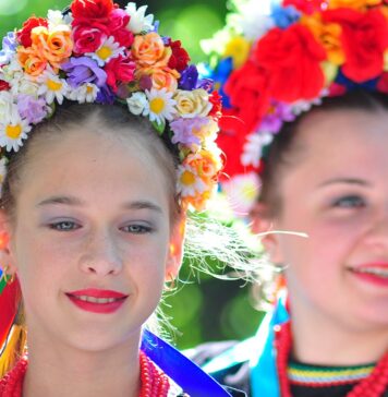 Ce simbolizează coronița cu flori ucraineană și ce prevestește aceasta Sursa foto: Wikipedia