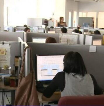 200.000 de funcționari publici fac grevă joi în Irlanda de Nord Salariati