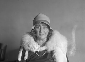 Dolly Oesterreich: femeia care și-a ținut amantul în pod, timp de 10 ani Sursa foto: Wikipedia/Walburga Dolly Oesterreich