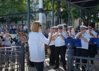 Fanfara Muzica Apelor este, din nou, în concert în Constanța Captură video Youtube: Fanfara Muzica Apelor