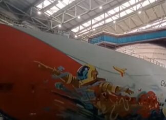 Faliment: o navă de croazieră a ajuns la ”fier vechi” înainte de a face prima călătorie Captură video