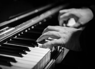 Un pianist din Oradea a cântat la pian de pe Everest Sursă foto: Pixabay