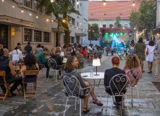 O stradă din Cluj a fost transformată într-un club de jazz Foto: Facebook/Pop Up Jazz Club