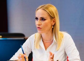 Gabriela Firea, semnal de alarmă după ședința PSD București: Obiectivele majore de investiții pe care le-am lăsat în lucru sunt blocate și se fac pași mult prea mici pentru continuarea lor Gabriela Firea