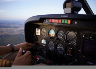 Un avion de mici dimensiuni s-a prăbușit în Suceava