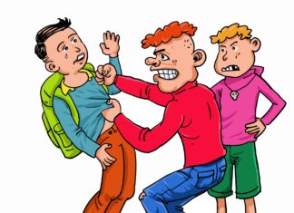 Pumni și picioare împărțite în curtea unui colegiu din Iași. ISJ a demarat anchetă