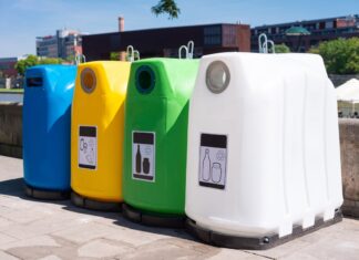 Ministerul Mediului: Aproape jumătate dintre români nu știu că au obligația să selecteze separat deșeurile Colectare deseuri