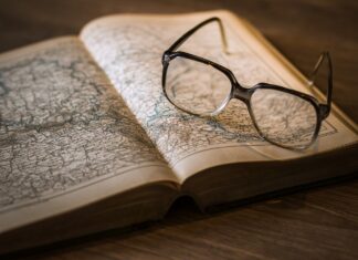 CNIR vrea mai multe ore de Istorie în școli