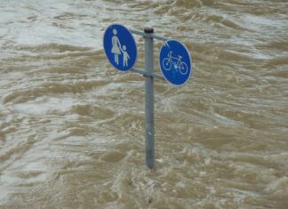 Comisia Europeană cere României actualizarea hărților de hazard și risc la inundații