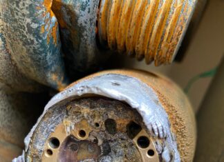 Proiectil de artilerie descoperit și neutralizat în zona Eforie Nord