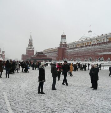 Mai multe țări închid ușa în nas turiștilor ruși