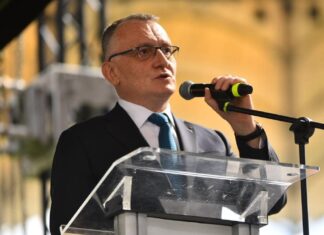 Sorin Cîmpeanu: Am fost în repetate rânduri ţinta unor atacuri injuste şi nefondate