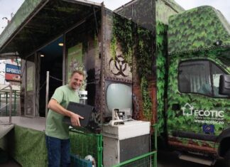 Importanța reciclării deșeurilor electrice: Caravana ECOTIC se va afla în Cluj, până în data de 15 octombrie Sursă foto: Facebook/Radio Eco Natura