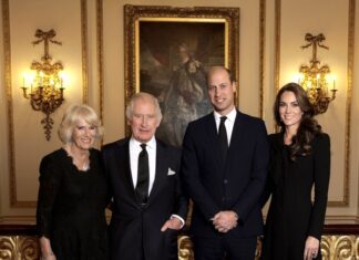 Palatul Buckingham a publicat prima fotografie cu Regele Charles și moștenitorul tronului britanic Charles