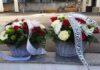 Locuitorii unei comune din județul Arad nu mai aduc coroane de flori la înmormântări Coroanadeflori