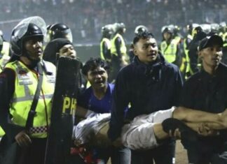 Peste 170 de suporteri și-au pierdut viața la sfârșitul unui meci de fotbal desfășurat în Indonezia Meci de fotbal