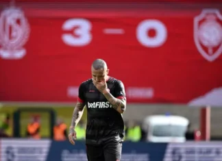 Fotbalistul Radja Nainggolan, exclus din lotul echipei după ce a fumat pe banca de rezerve Radja Nainggo