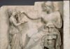 Teorie bizară: O statuie din Grecia Antică ar prezenta o femeie care ”folosește laptopul” Sursa foto: Muzeul J. Paul Getty