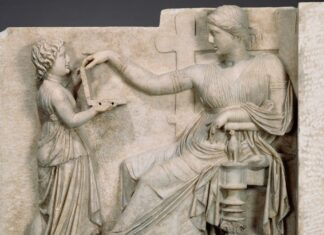 Teorie bizară: O statuie din Grecia Antică ar prezenta o femeie care ”folosește laptopul” Sursa foto: Muzeul J. Paul Getty