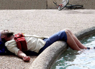 Elevii unei școli din Argentina vin în costum de baie la cursuri, din cauza caniculei canicula